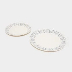 Hi Gear 16 Piece Melamine Plastic Tableware Set -Vango Shop go 513066 c